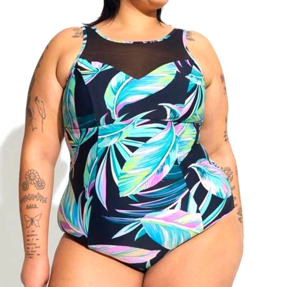 ❤️NWT TORRID TUMMY CONTROL - WIRELESS TROPICAL FLORAL PRINT SWIMSUIT - PLUS SIZE